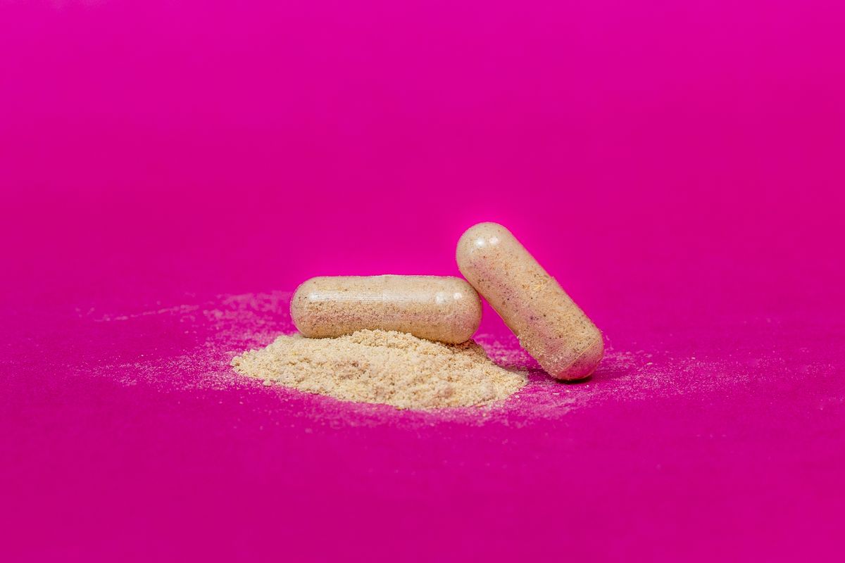 精胺酸複方白色粉末與膠囊|臣鋐生技代工
